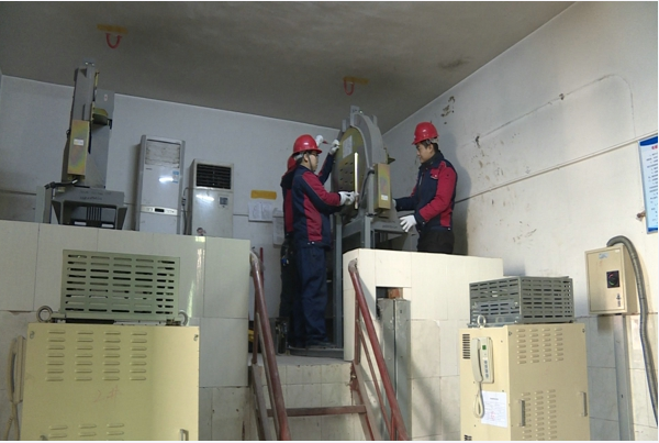 湖南力民電梯有限公司,邵陽電梯銷售,邵陽電梯安裝,湖南電梯維修,自動(dòng)扶梯,自動(dòng)人行梯 湖南力民電梯有限公司,邵陽電梯銷售,邵陽電梯安裝,湖南電梯維修,自動(dòng)扶梯,自動(dòng)人行梯