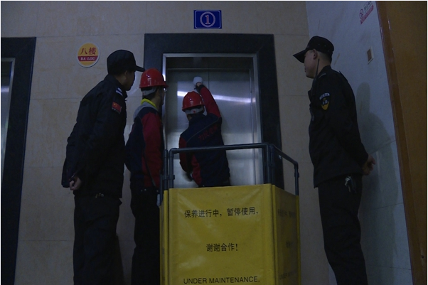 湖南力民電梯有限公司,邵陽電梯銷售,邵陽電梯安裝,湖南電梯維修,自動(dòng)扶梯,自動(dòng)人行梯 湖南力民電梯有限公司,邵陽電梯銷售,邵陽電梯安裝,湖南電梯維修,自動(dòng)扶梯,自動(dòng)人行梯